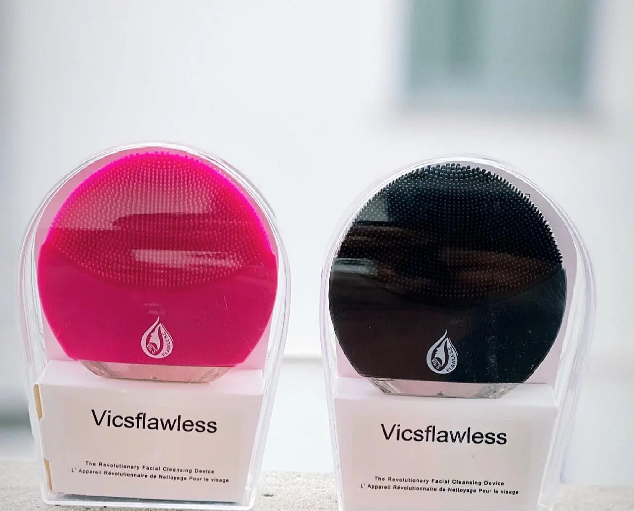 Facial cleansing brush (silicone) - Vicsflawless